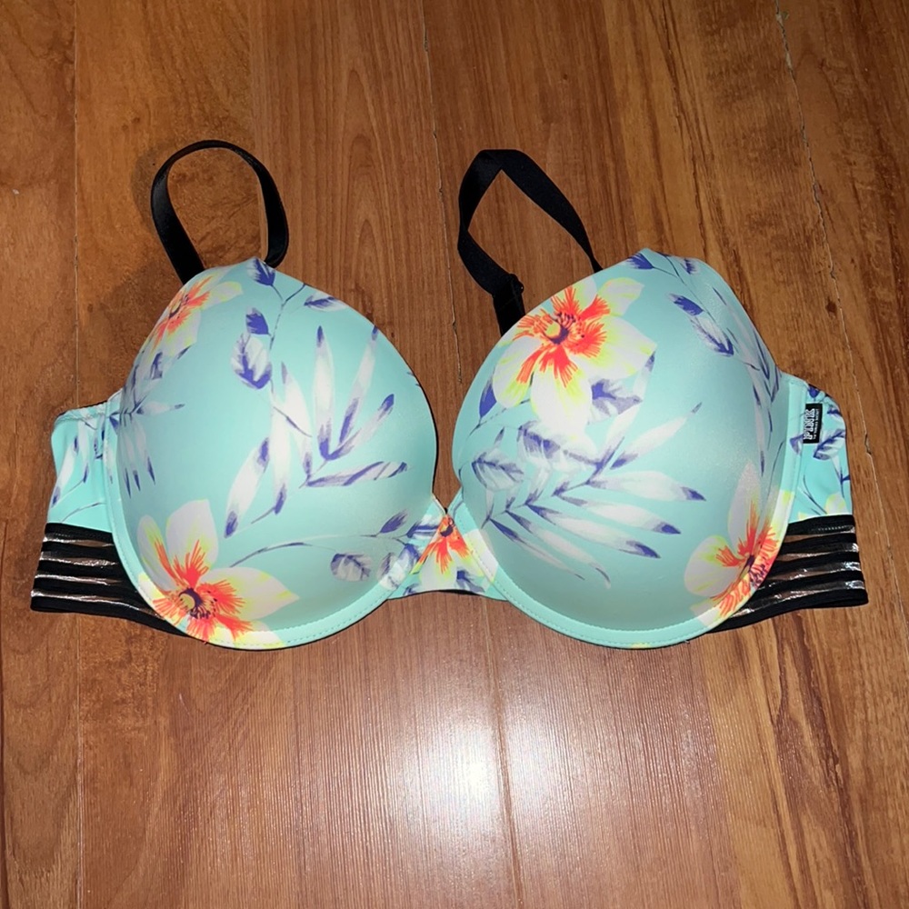 PINK Victoria’s Secret Bra